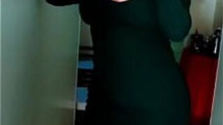 Beautiful Hot MILF prepares for a night of LOTS of SEX after work porn video